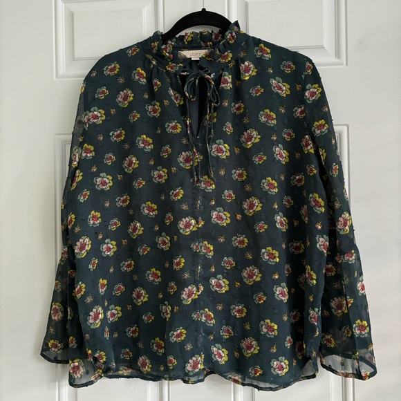 ❤️2/$15 or 3/$21❤️ Loft Hunter Green Floral Blouse, Size Petite Large - Picture 3 of 11